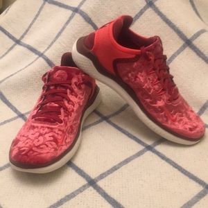 Nike free Rn 18 wild velvet